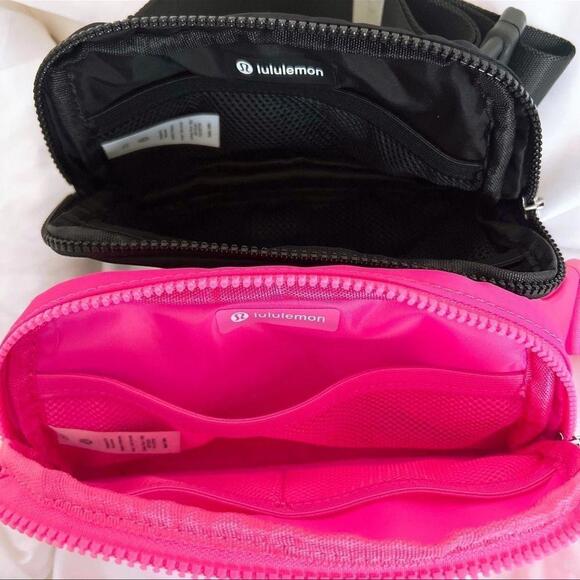 Lululemon Everywhere Belt Bag 1L Sonic Pink & Black Bundle - Picture 3 of 5